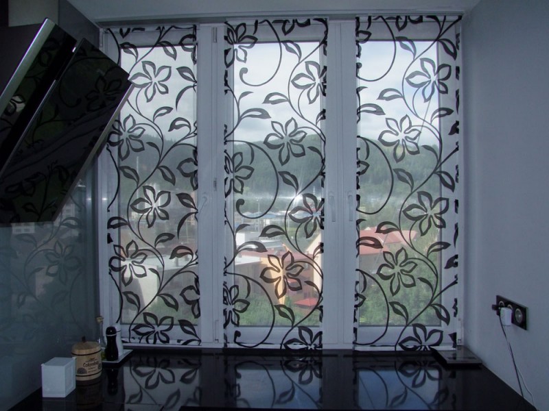 Záclona hotová organza