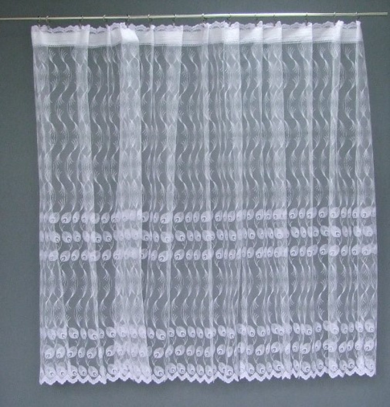 Hotová záclona vyšívaná fr.kristal